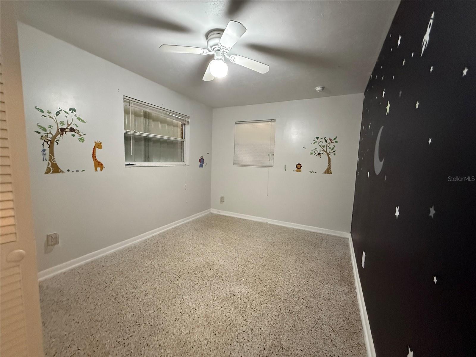 WHISPERING LAKES SEC 02 AMD - Residential Lease