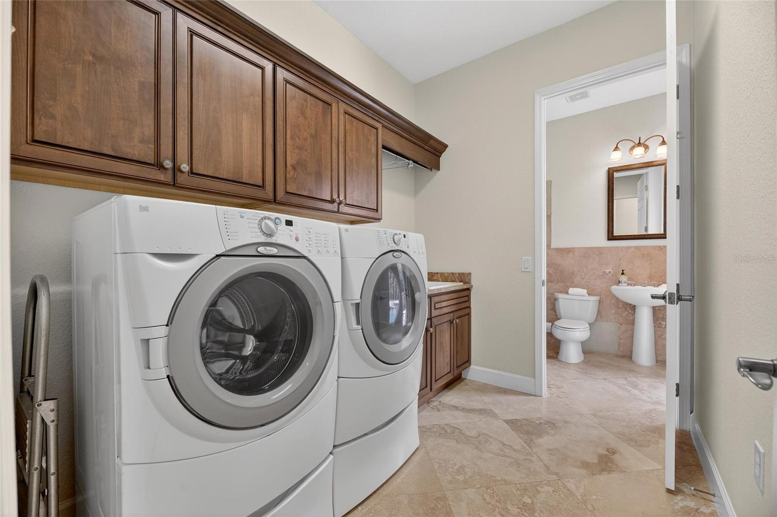 LEEN SUB - Residential