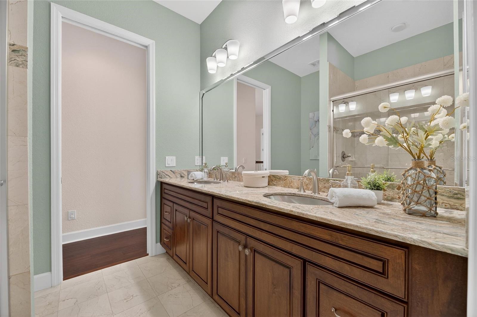 LEEN SUB - Residential