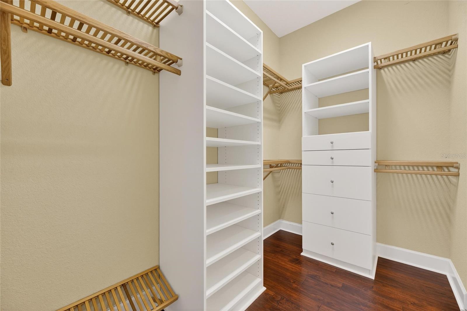 LEEN SUB - Residential