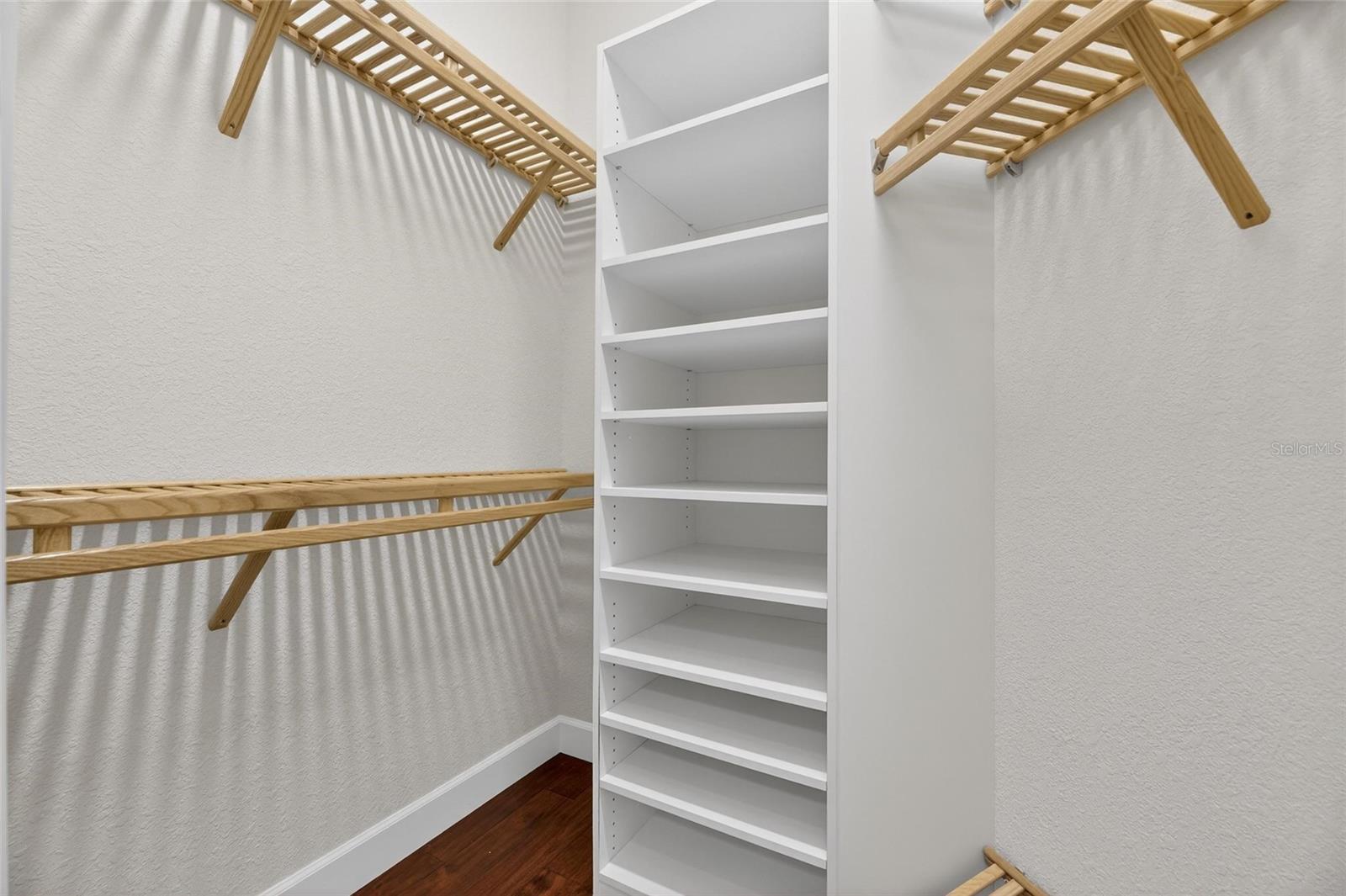 LEEN SUB - Residential