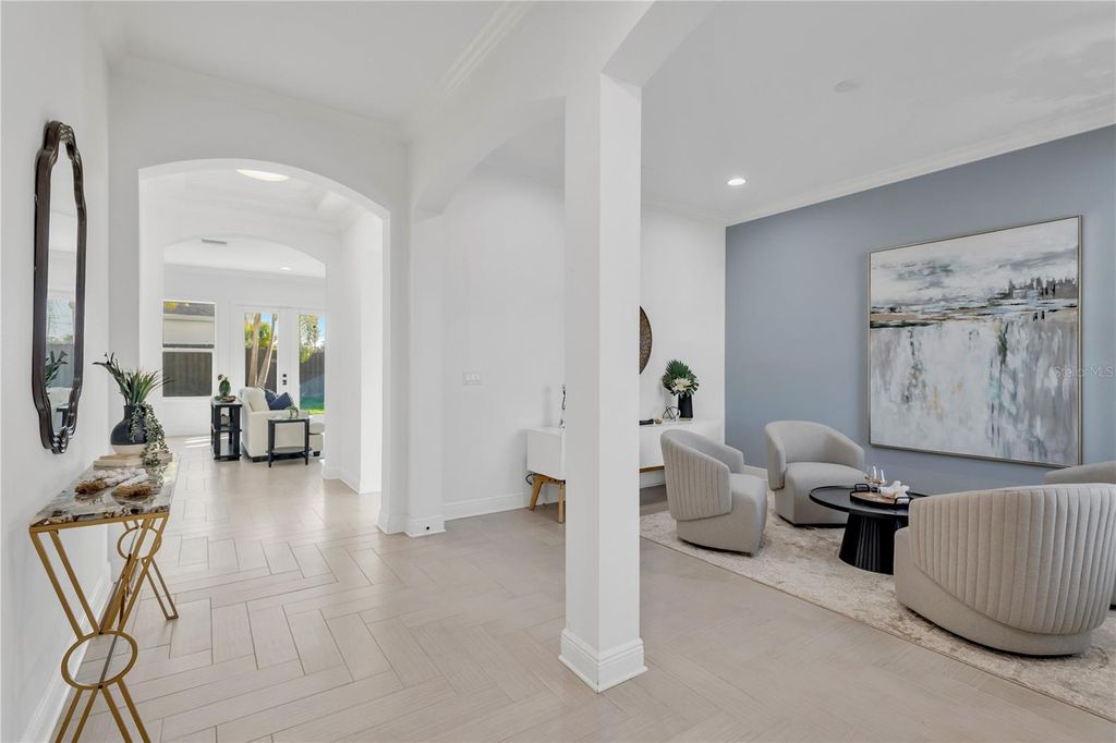 Photo of 3824 W Santiago Street, Tampa, FL 33629 (MLS # TB8490917)