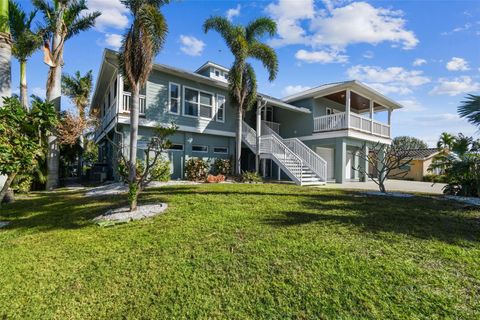 A home in SARASOTA