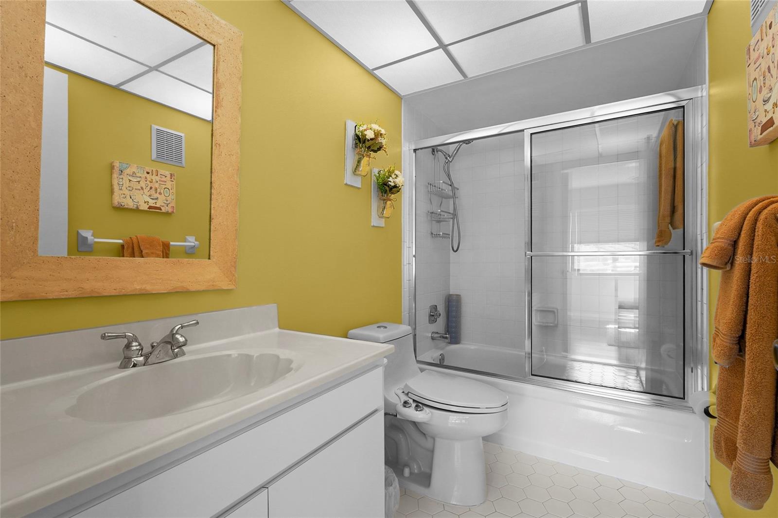 MEADOWCROFT SOUTH - Residential