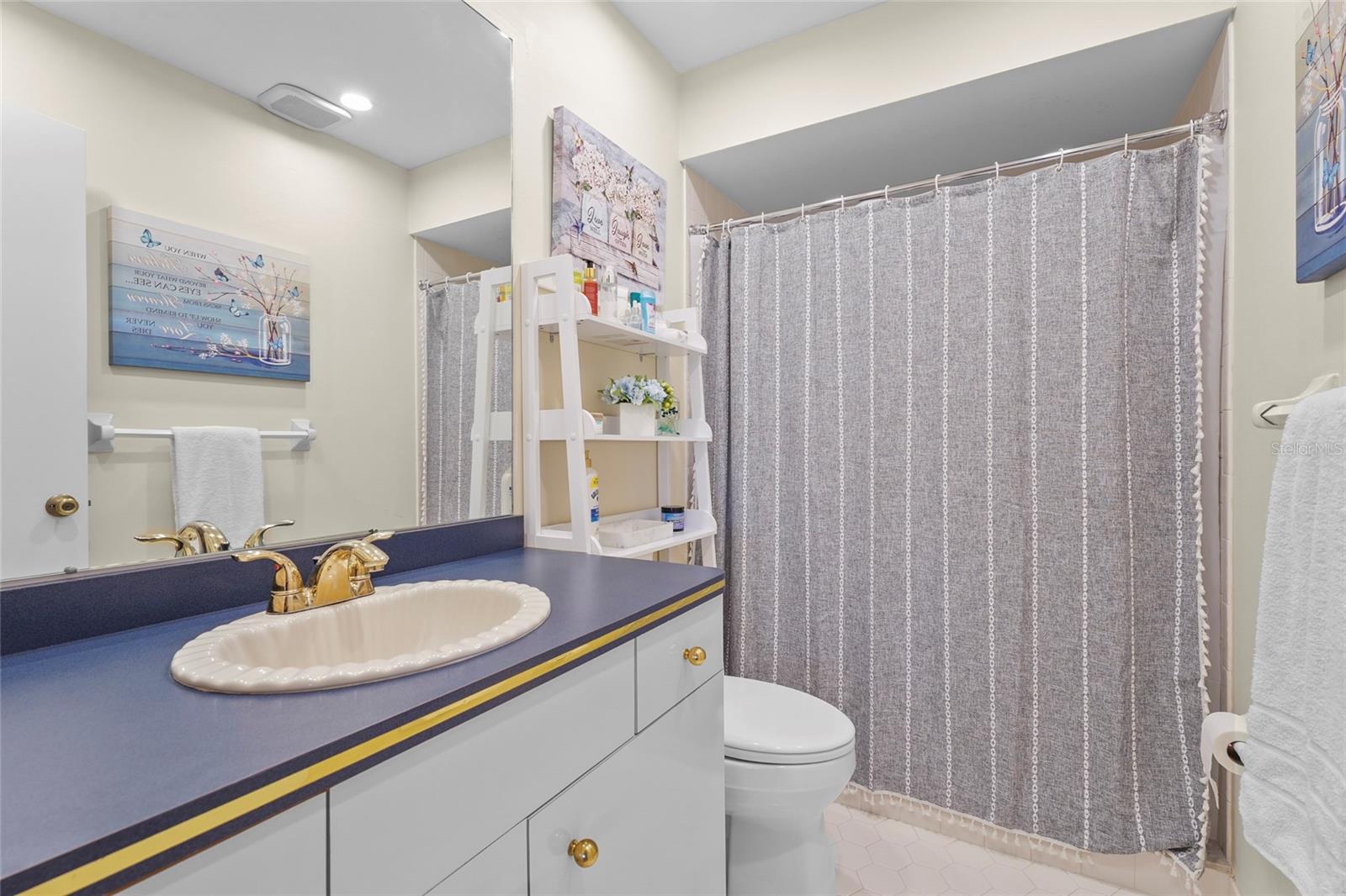 MEADOWCROFT SOUTH - Residential