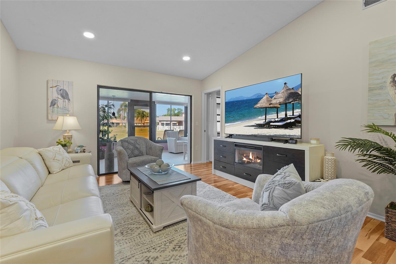 6104 29TH AVENUE W 6104