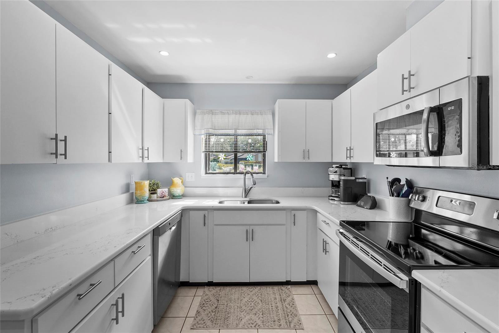 6104 29TH AVENUE W 6104