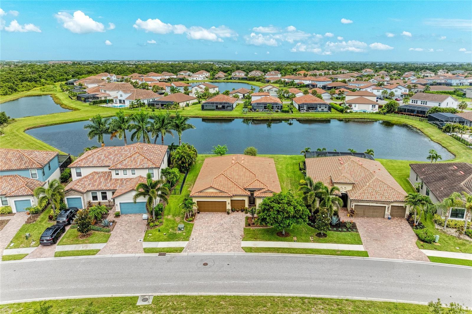 3512 SAVANNA PALMS COURT, LAKEWOOD RANCH, FL, 34211 1 3512 SAVANNA PALMS COURT