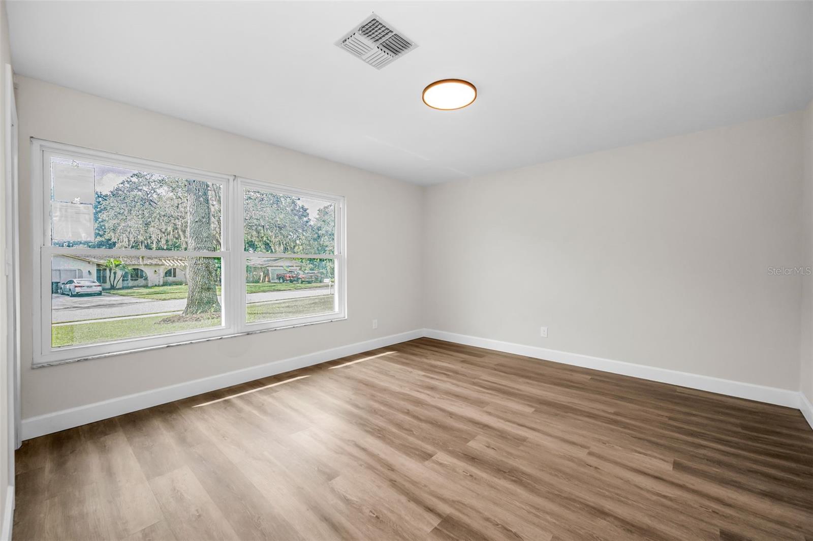 SHADOW LAKES - Residential