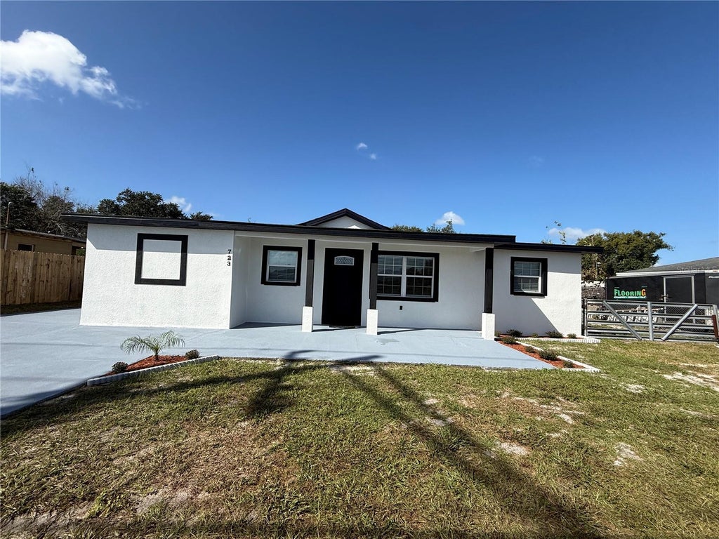 Photo of 723 S Combee Road, Lakeland, FL 33801 (MLS # TB8562143)