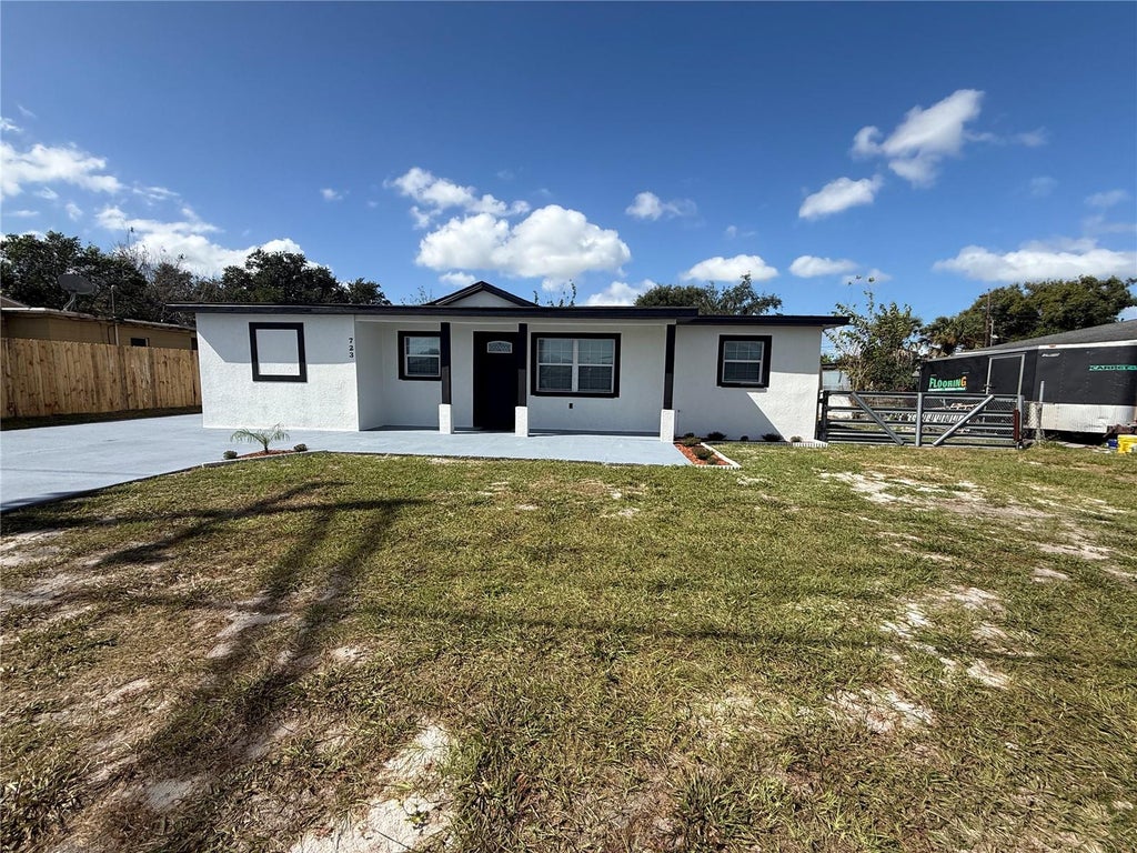 Photo of 723 S Combee Road, Lakeland, FL 33801 (MLS # TB8562143)