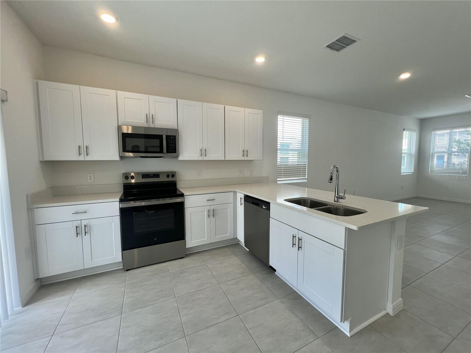 WESTVIEW POD A PH 1B & 2 - Residential Lease