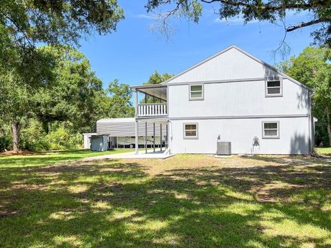 A home in SARASOTA