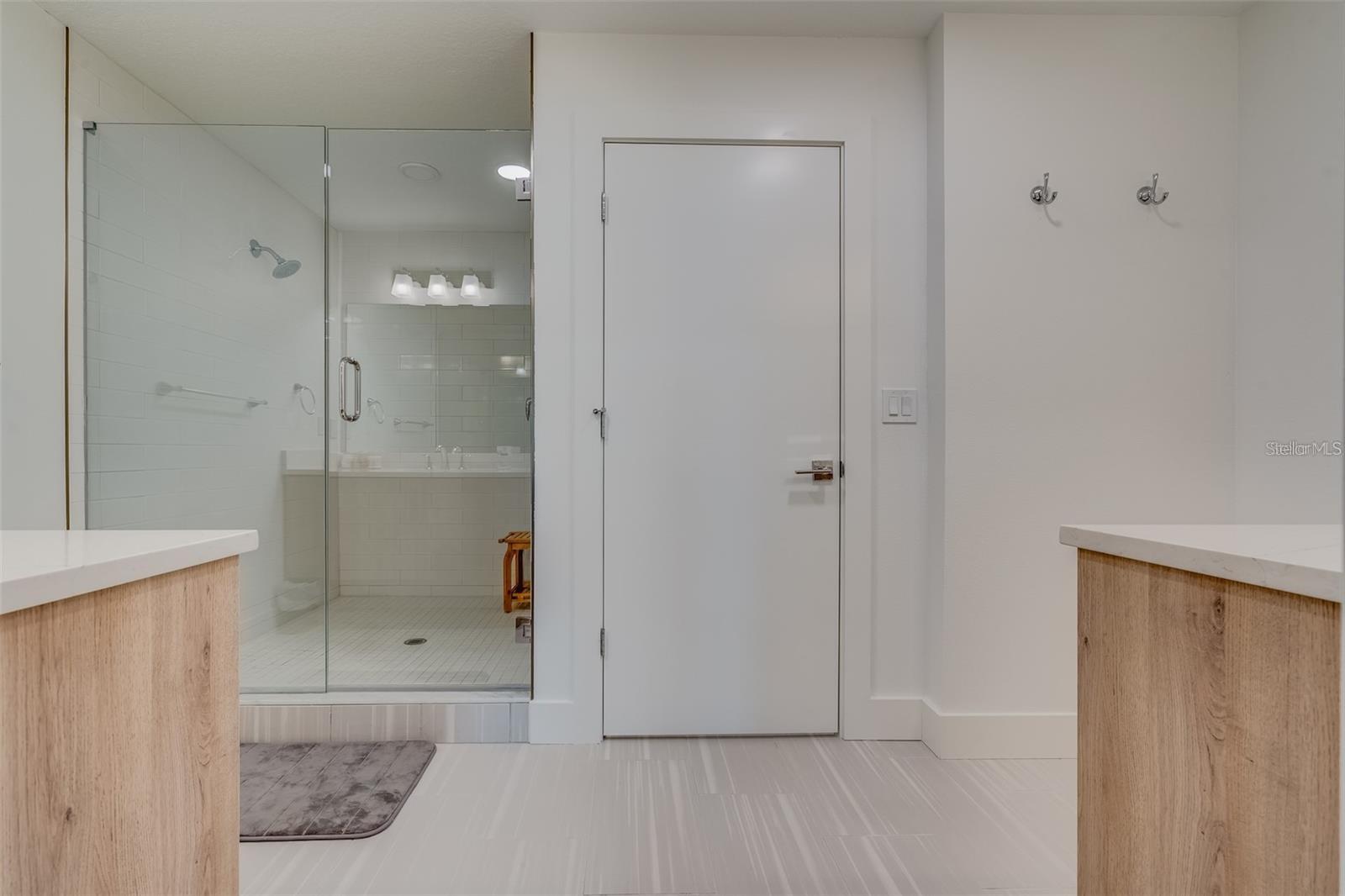 ISLAND ESTATES OF CLEARWATER UNIT 2 LOT 15 & S 1/2 - Residential Lease