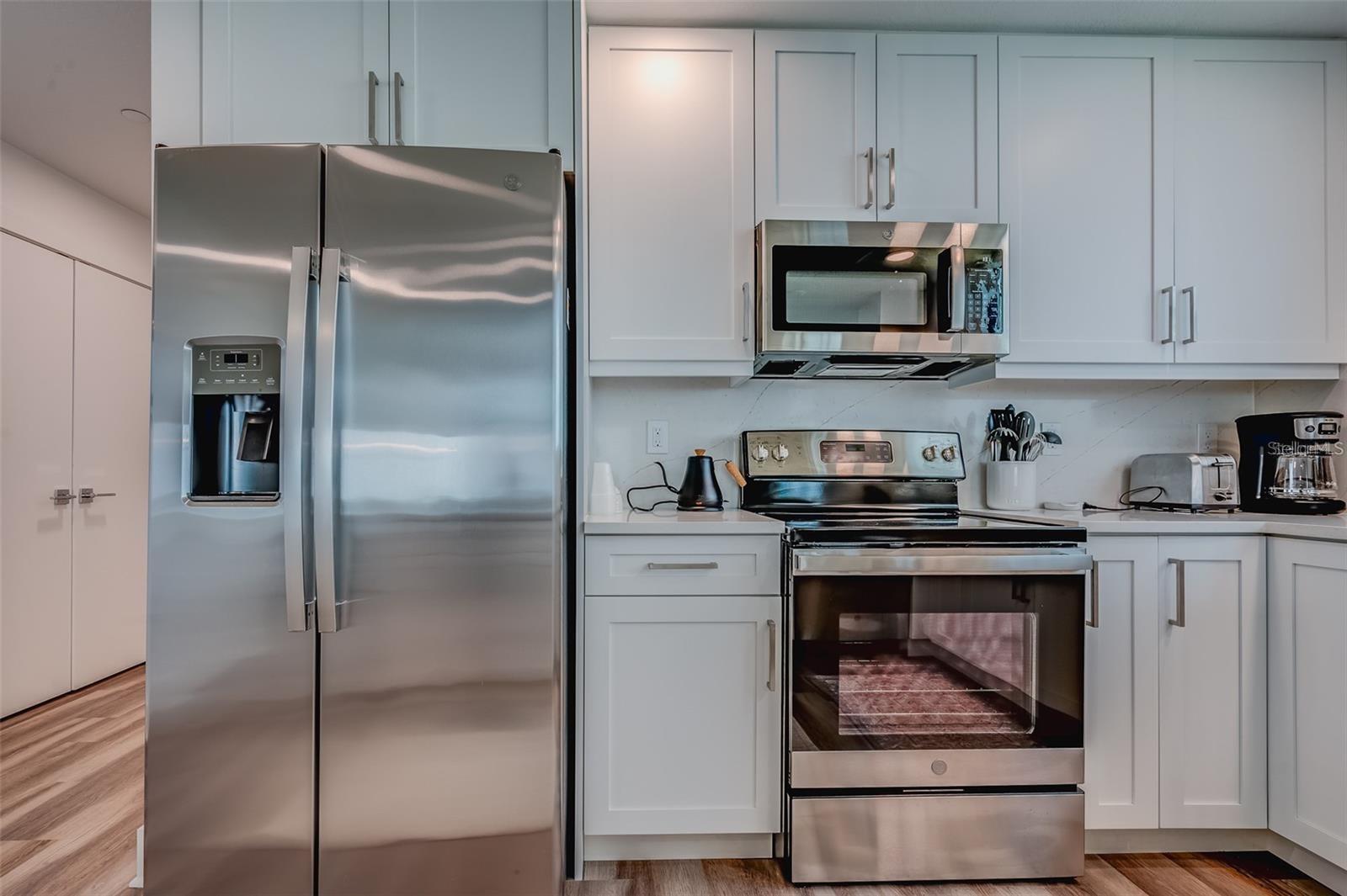 ISLAND ESTATES OF CLEARWATER UNIT 2 LOT 15 & S 1/2 - Residential Lease