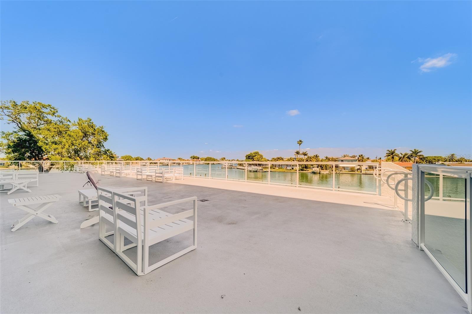 ISLAND ESTATES OF CLEARWATER UNIT 2 LOT 15 & S 1/2 - Residential Lease