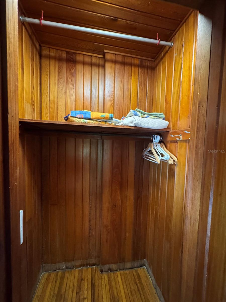 MC SHEEHY SUB - Residential Lease