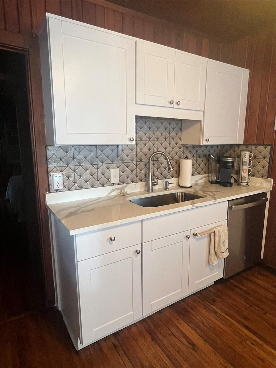 MC SHEEHY SUB - Residential Lease