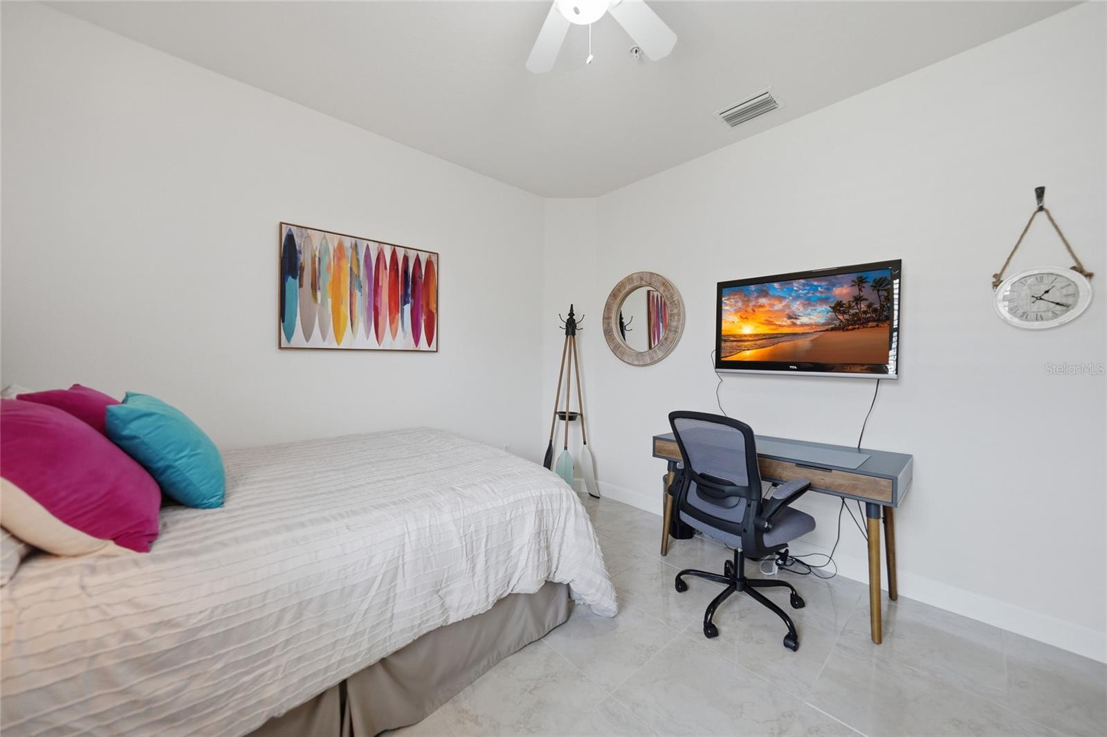 ACAPULCO LAKES - Residential