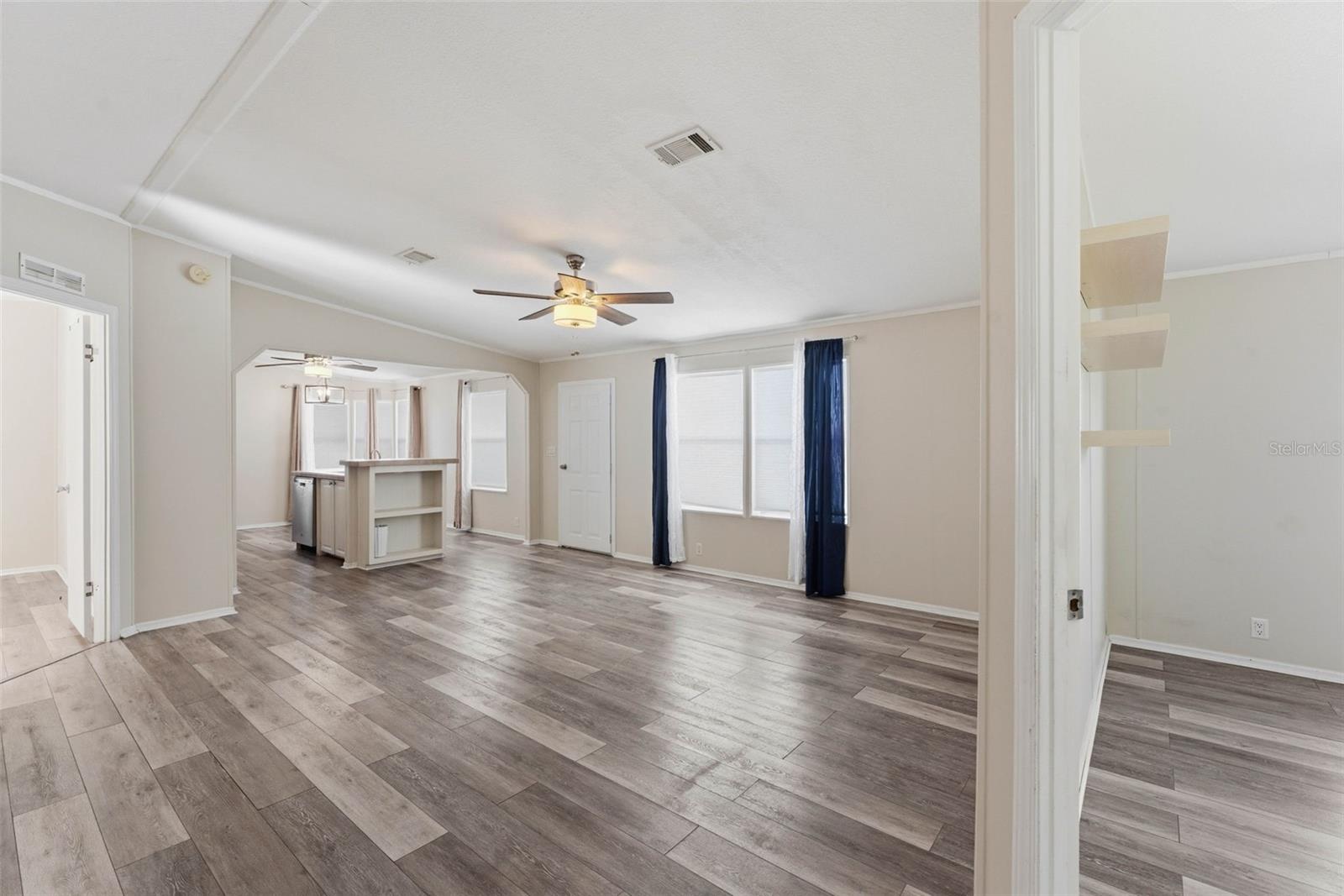 INTERNATIONAL BASS LAKE RESORT PH 01 - Residential