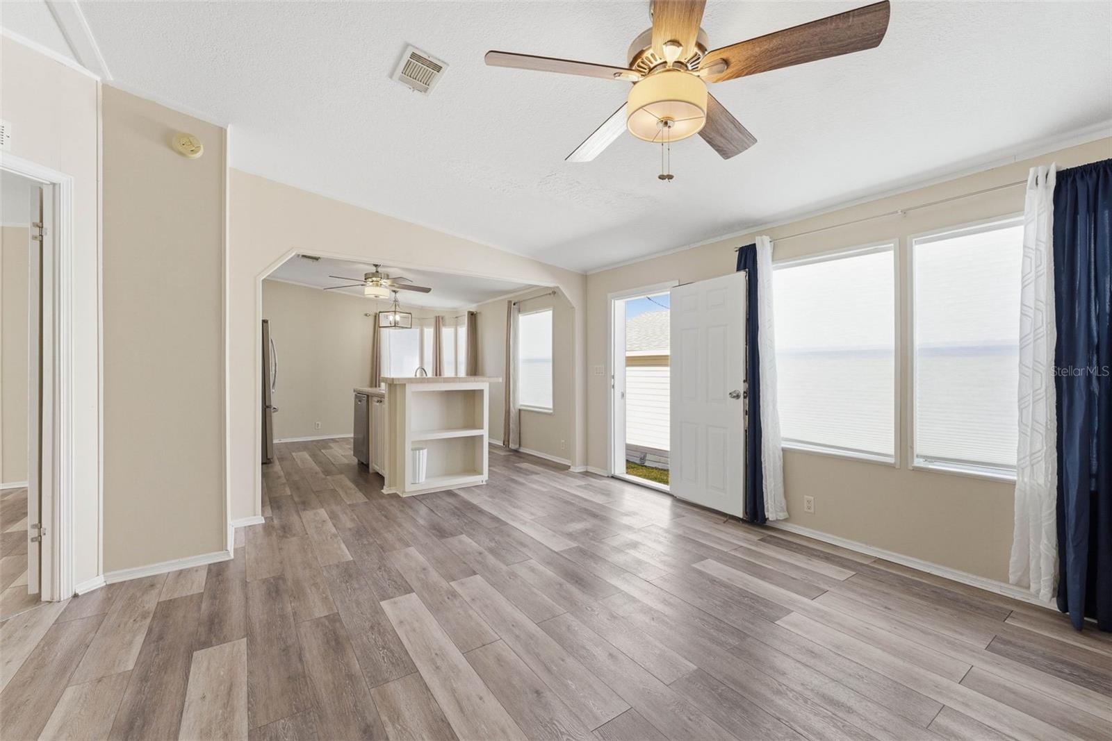 INTERNATIONAL BASS LAKE RESORT PH 01 - Residential