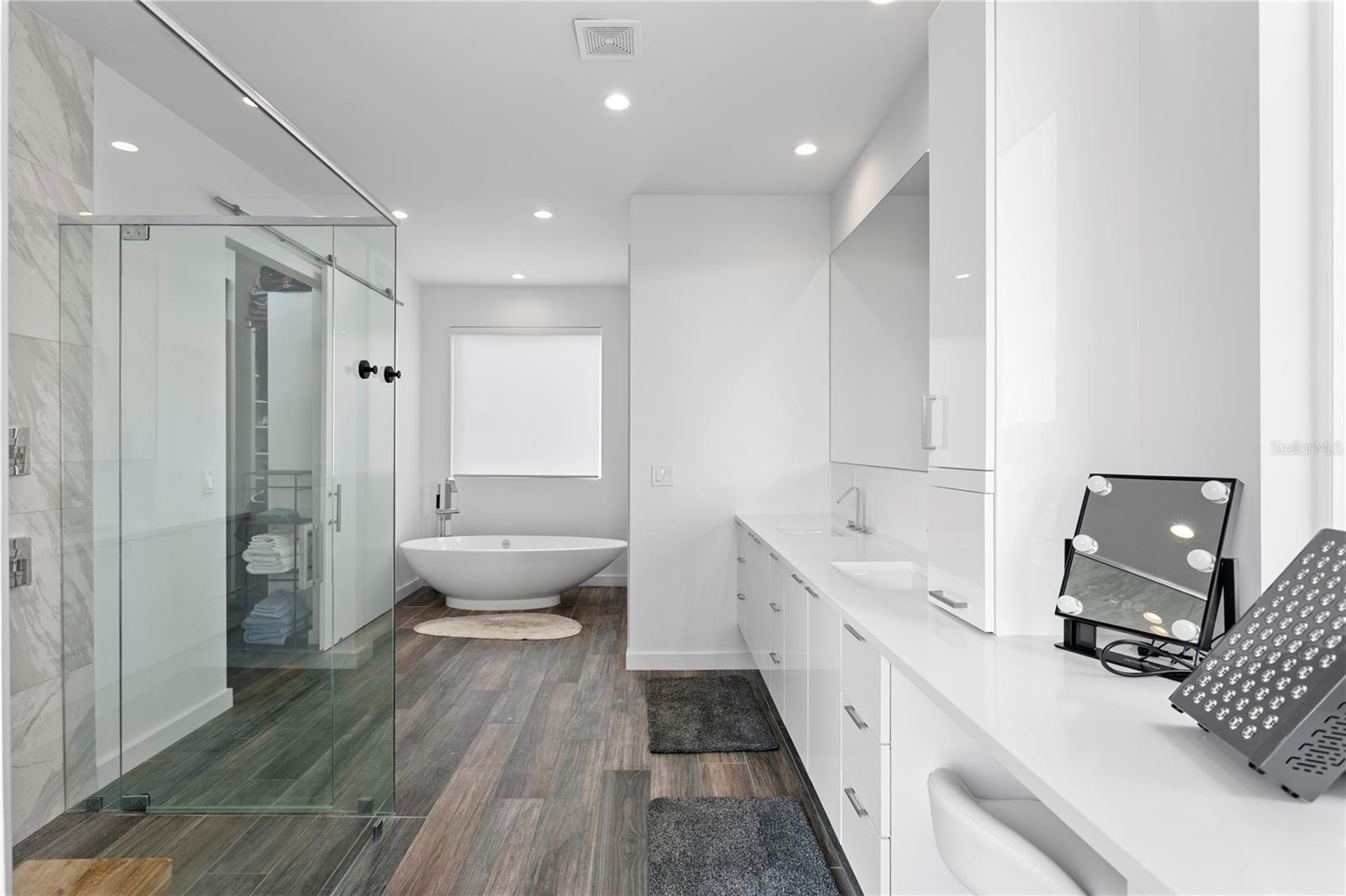 SNELL ISLE REV. REP. BRIGHTSIDES - Residential