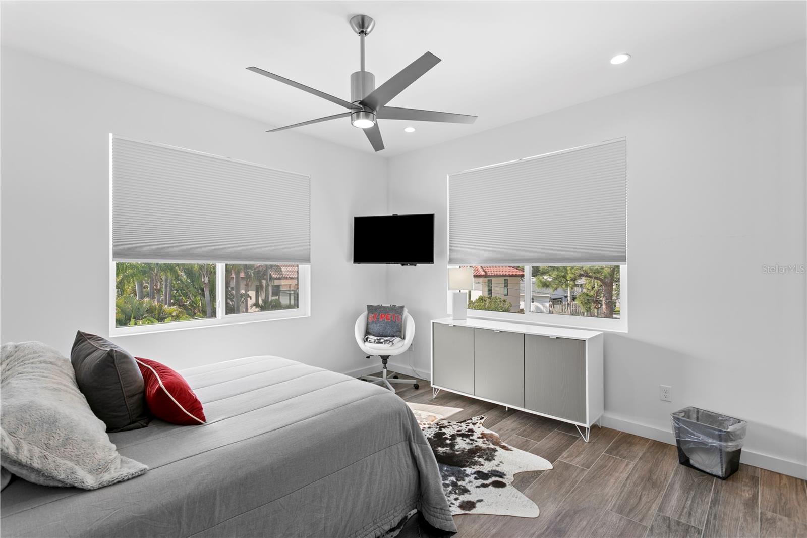 SNELL ISLE REV. REP. BRIGHTSIDES - Residential