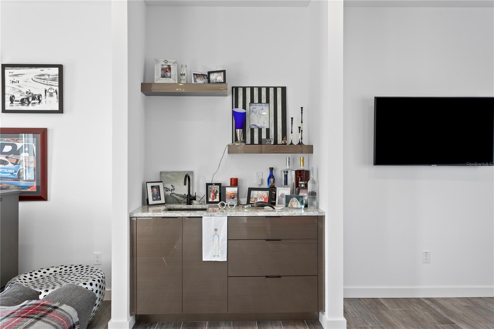 SNELL ISLE REV. REP. BRIGHTSIDES - Residential