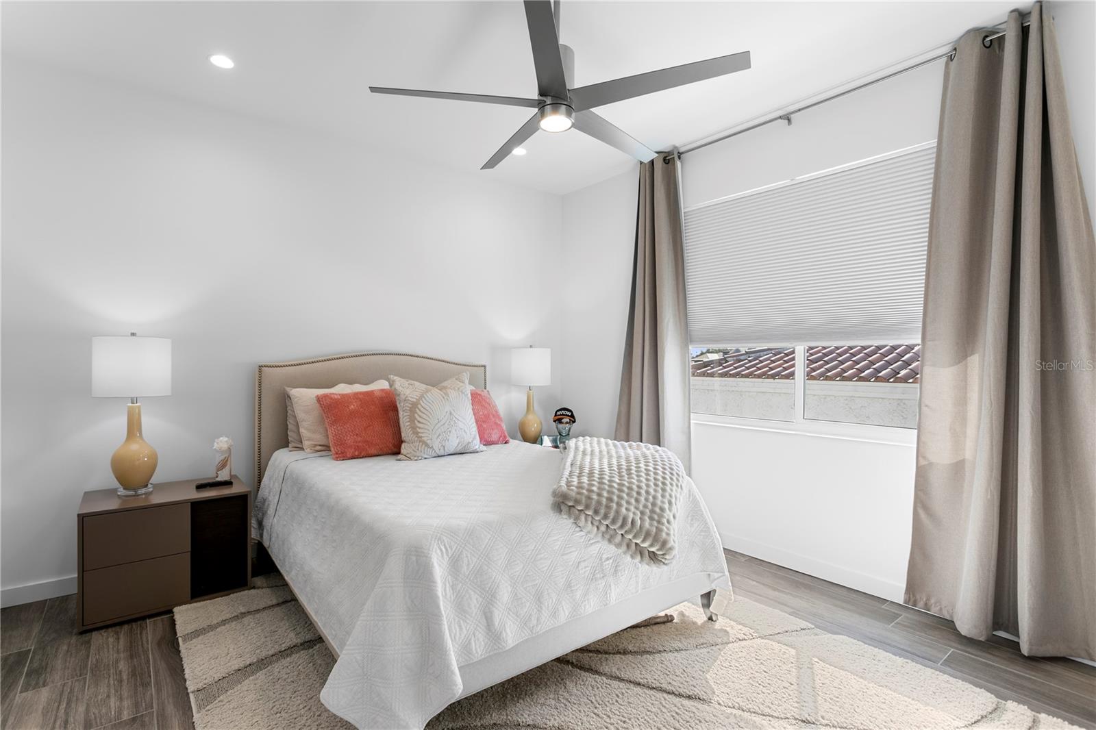 SNELL ISLE REV. REP. BRIGHTSIDES - Residential