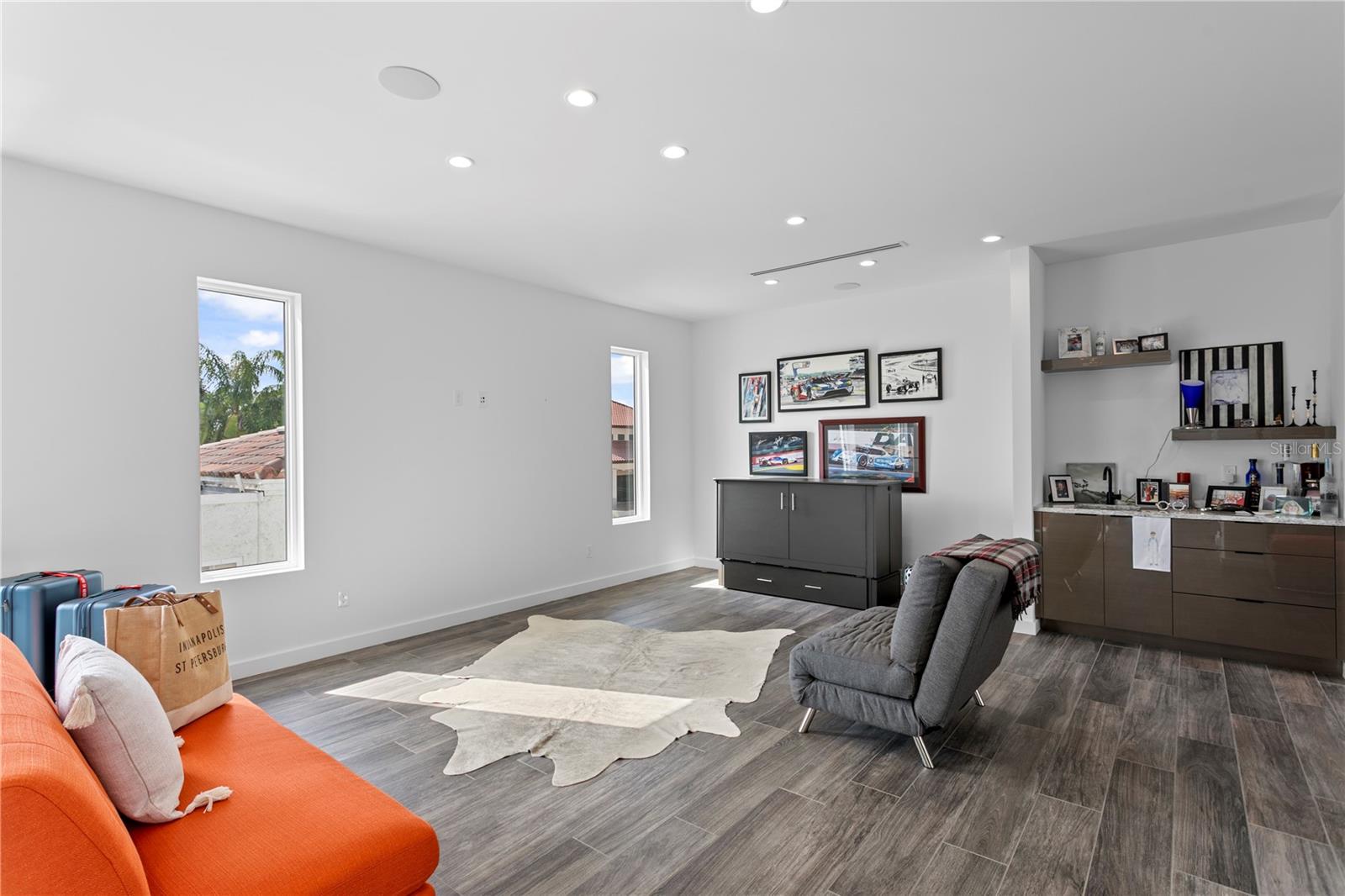 SNELL ISLE REV. REP. BRIGHTSIDES - Residential