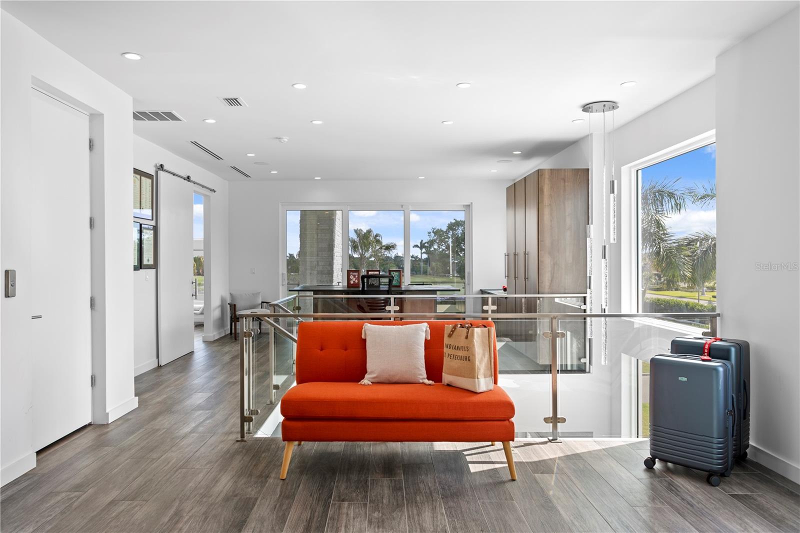 SNELL ISLE REV. REP. BRIGHTSIDES - Residential