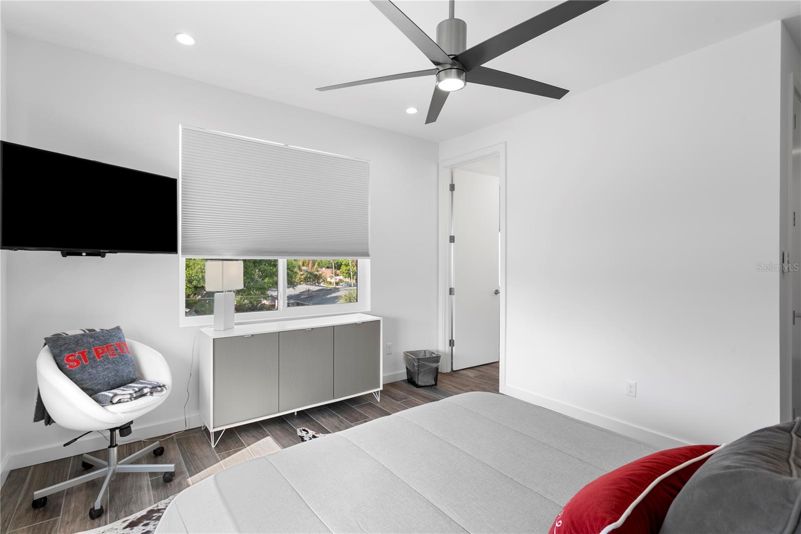 SNELL ISLE REV. REP. BRIGHTSIDES - Residential