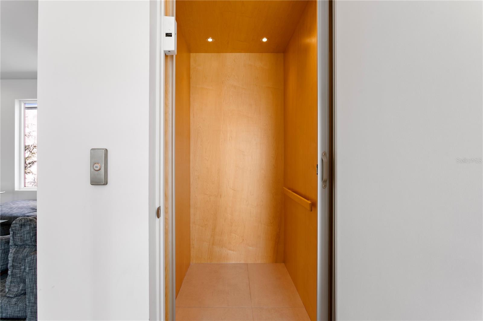 SNELL ISLE REV. REP. BRIGHTSIDES - Residential