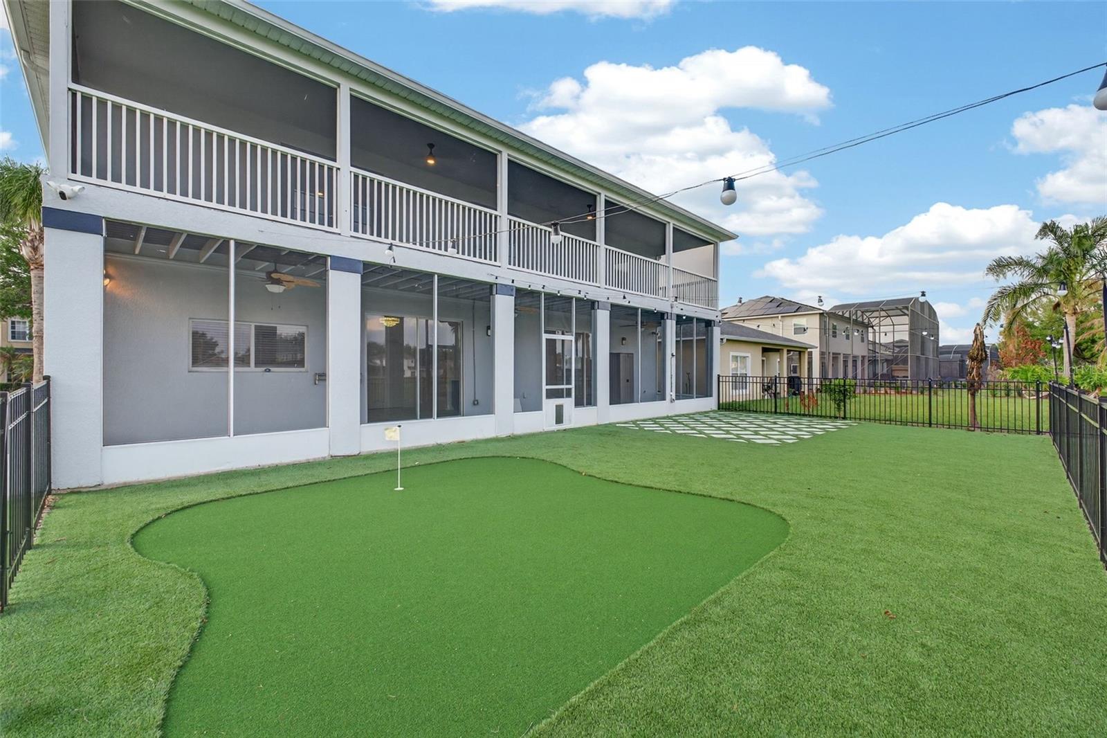 STONEYBROOK WEST - Residential