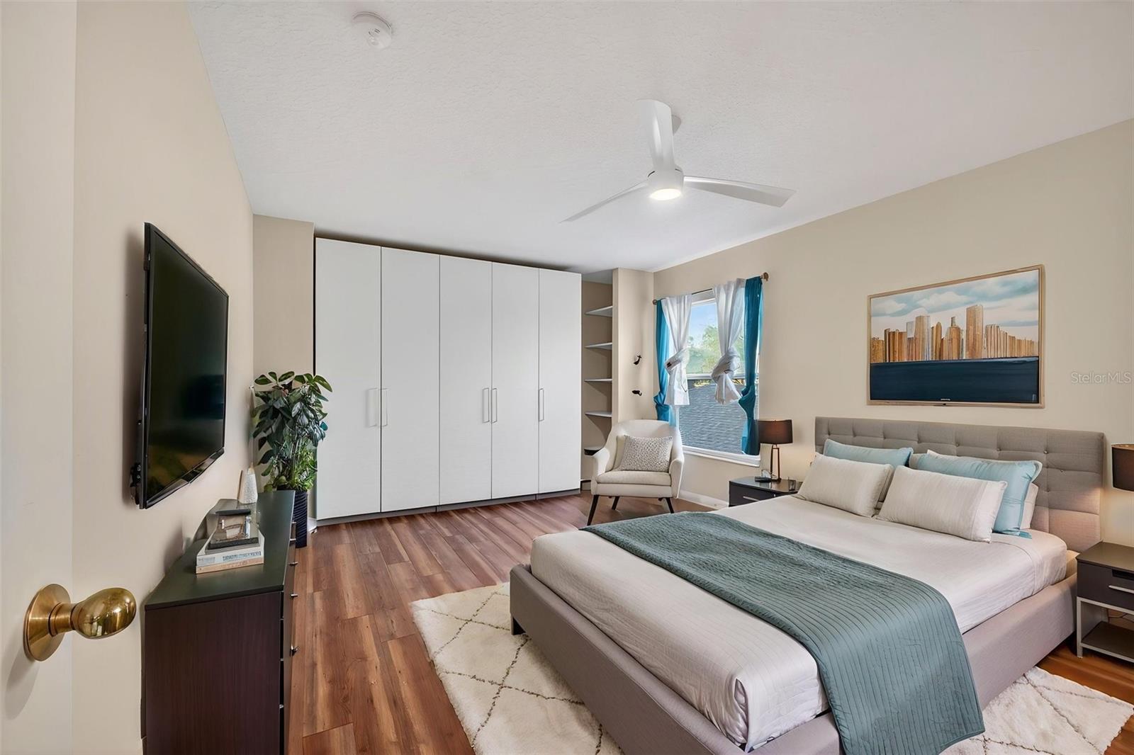 STONEYBROOK WEST - Residential