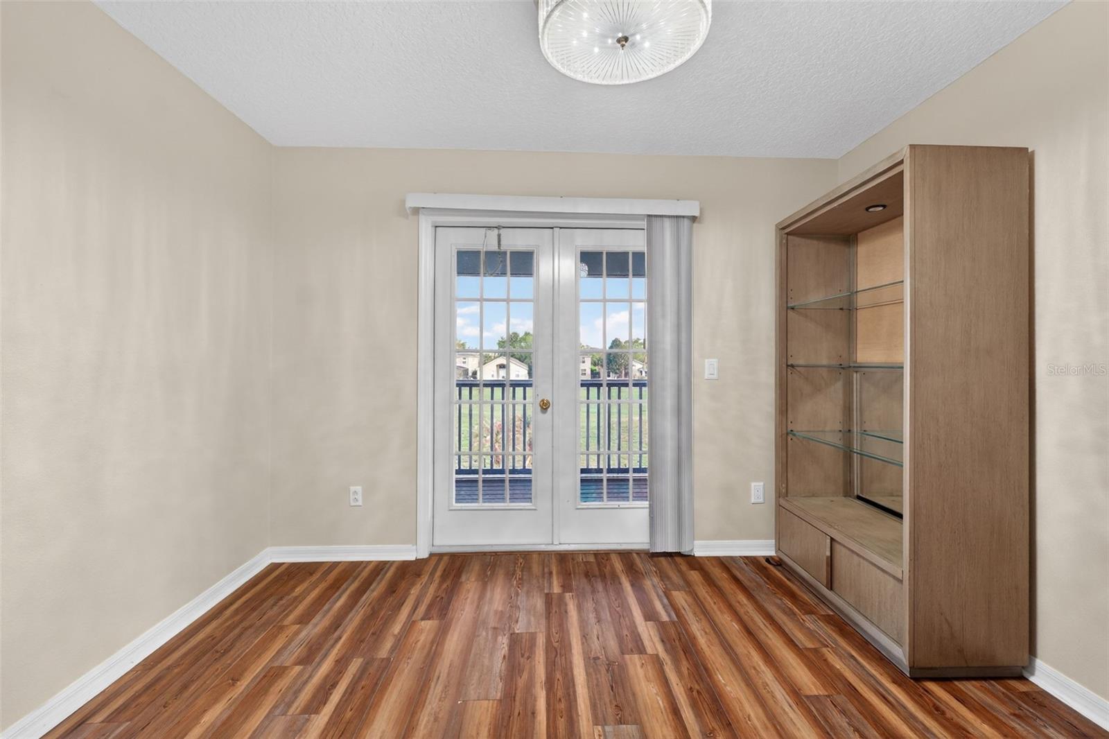 STONEYBROOK WEST - Residential