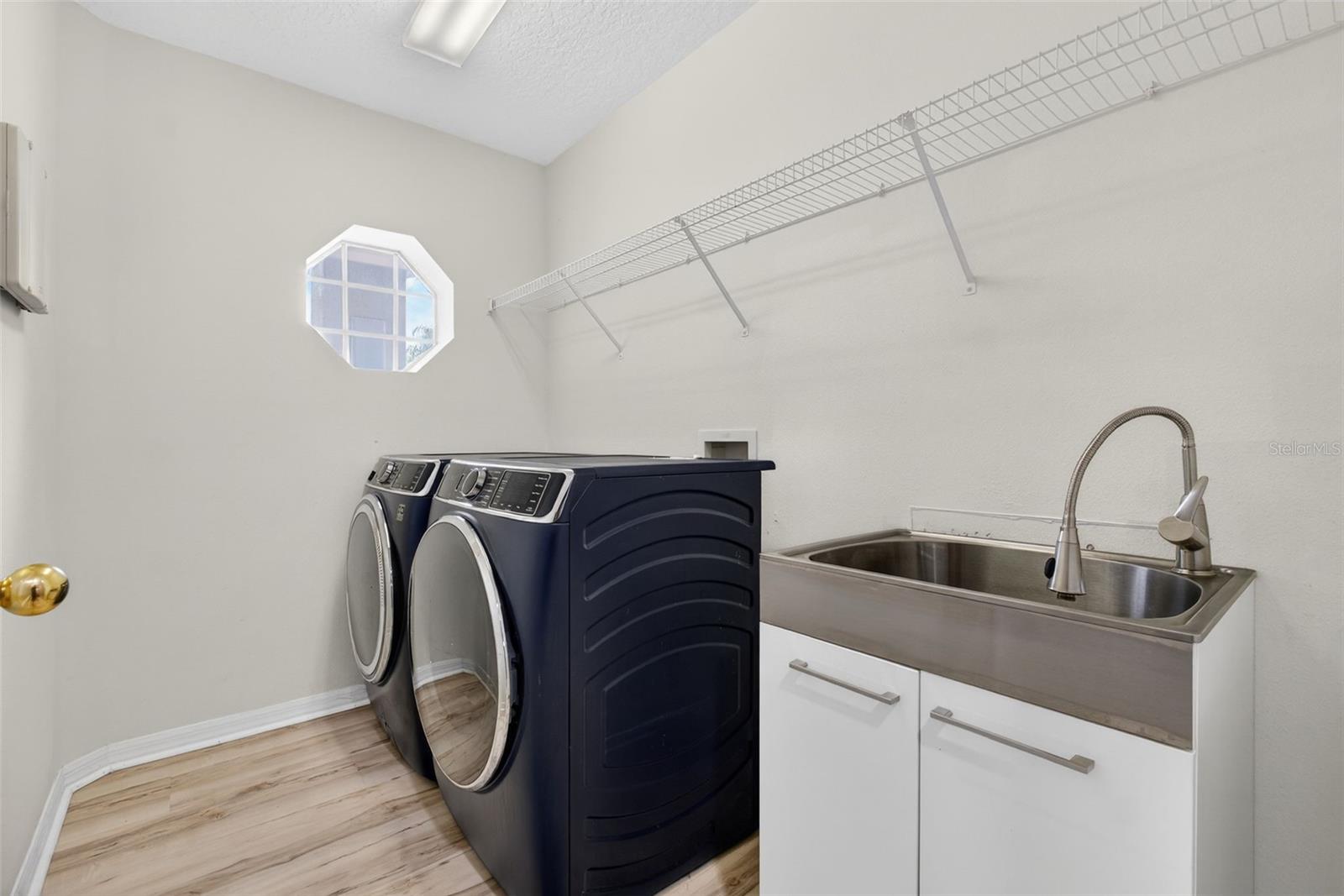 STONEYBROOK WEST - Residential