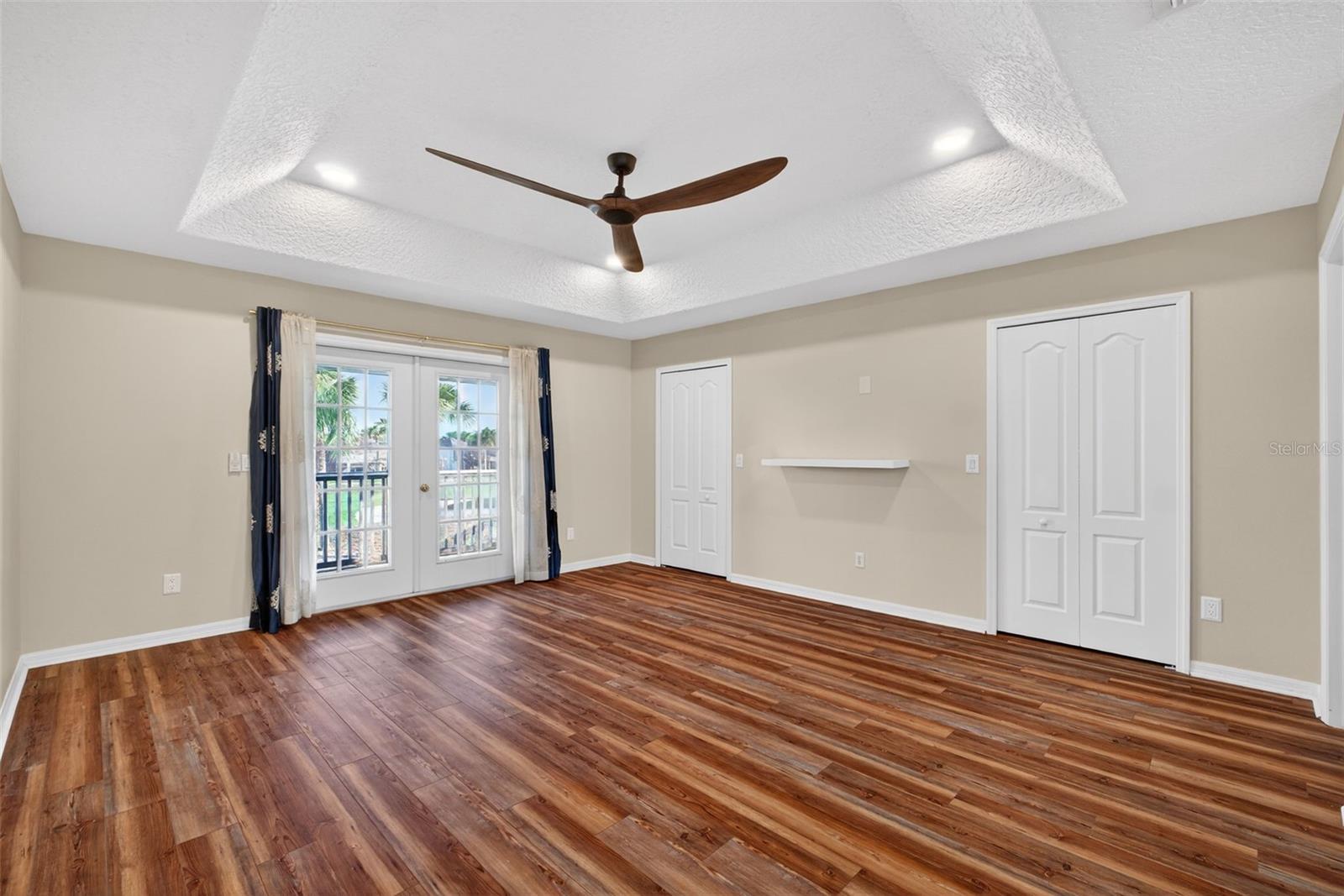 STONEYBROOK WEST - Residential