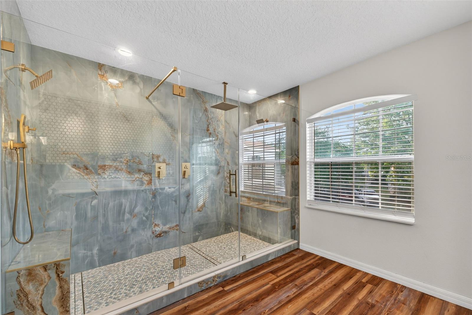 STONEYBROOK WEST - Residential