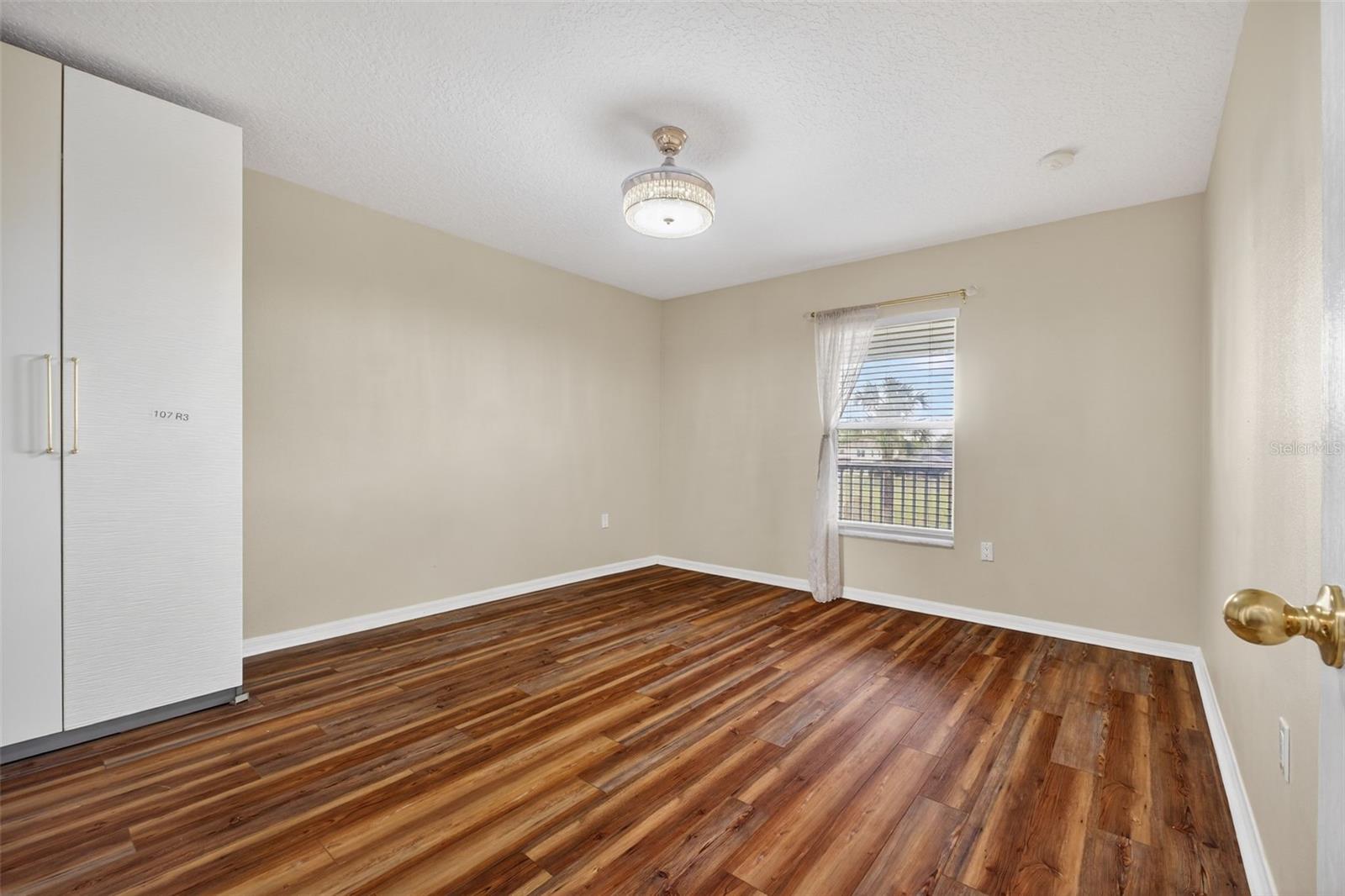 STONEYBROOK WEST - Residential