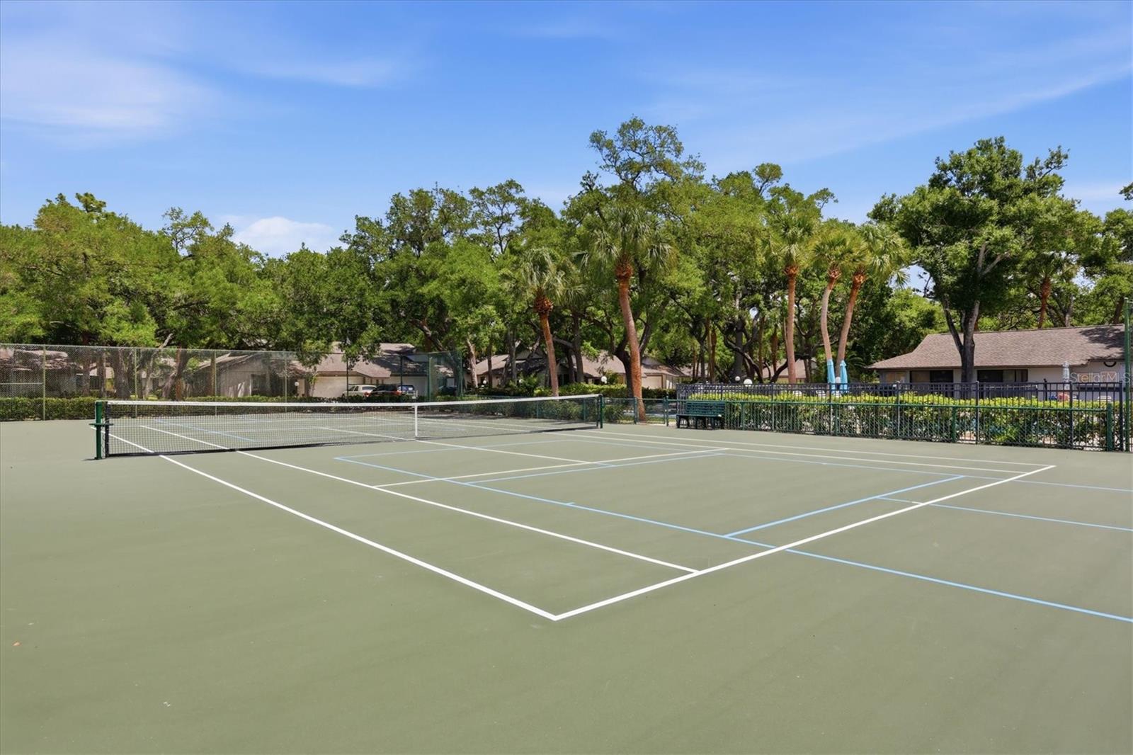 OAK FOREST VILLAS - Residential