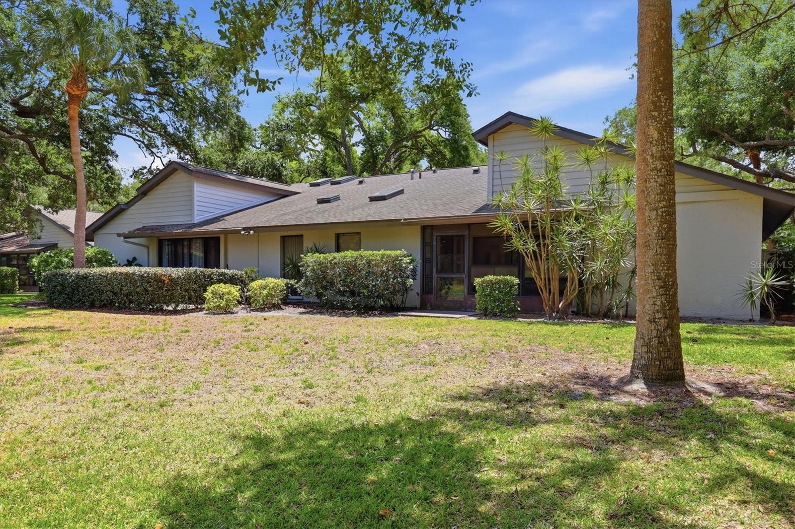 OAK FOREST VILLAS - Residential