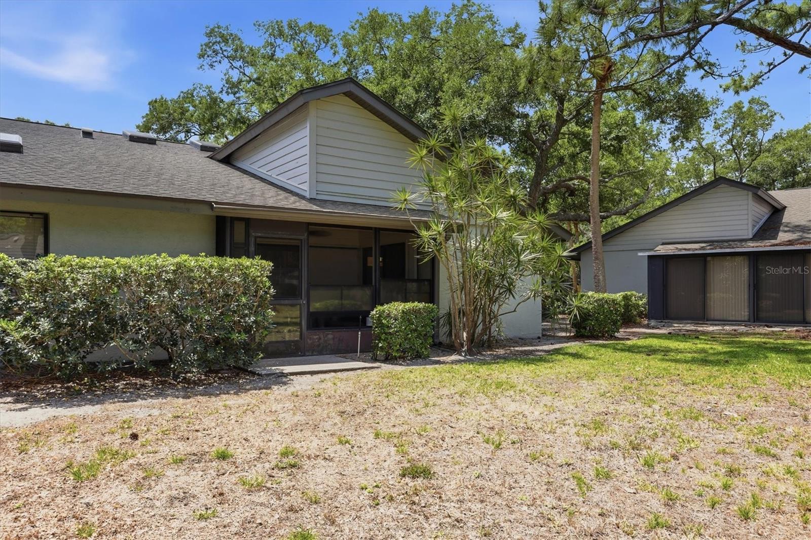 OAK FOREST VILLAS - Residential