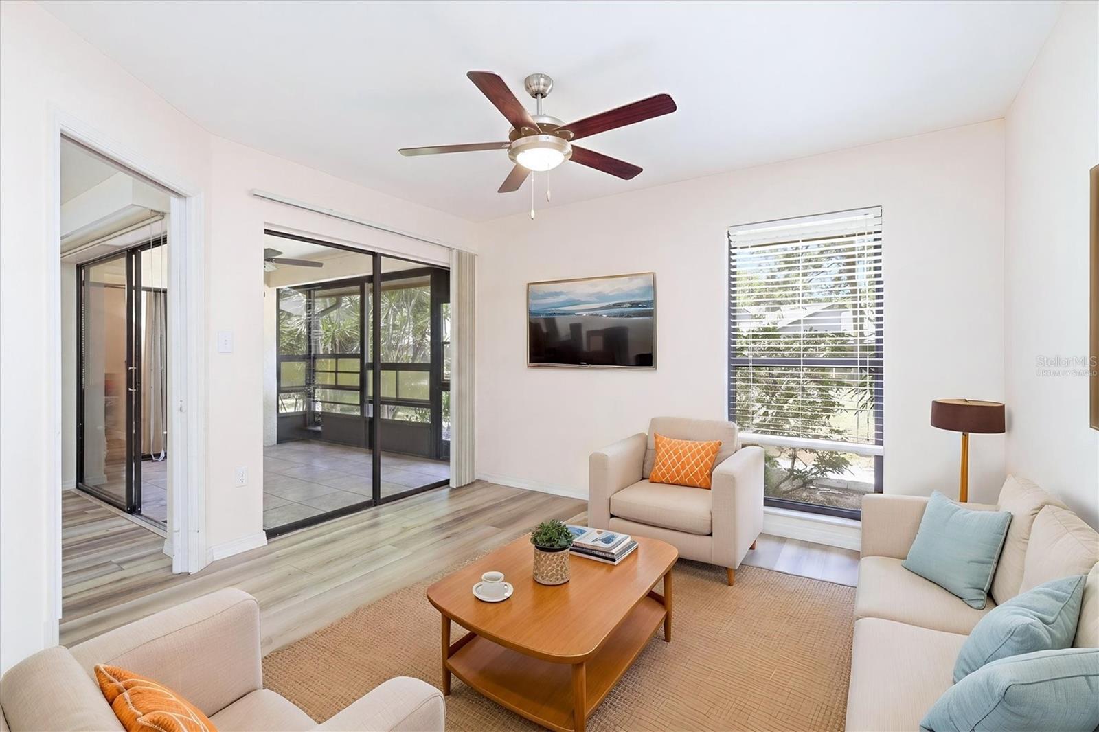 OAK FOREST VILLAS - Residential