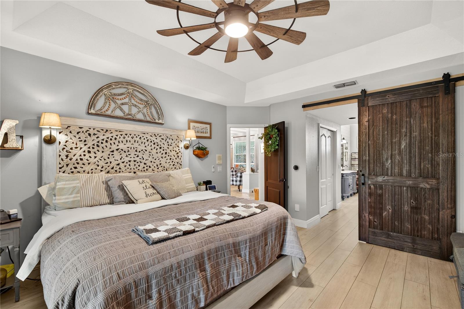 MOUNT DORA COUNTRY CLUB MOUNT DORA UNIT 01 - Residential