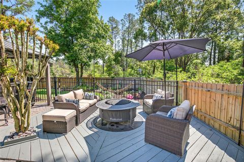 Tiny photo for 2040 Park Forest Boulevard, Mount Dora, FL 32757 (MLS # G5110050)