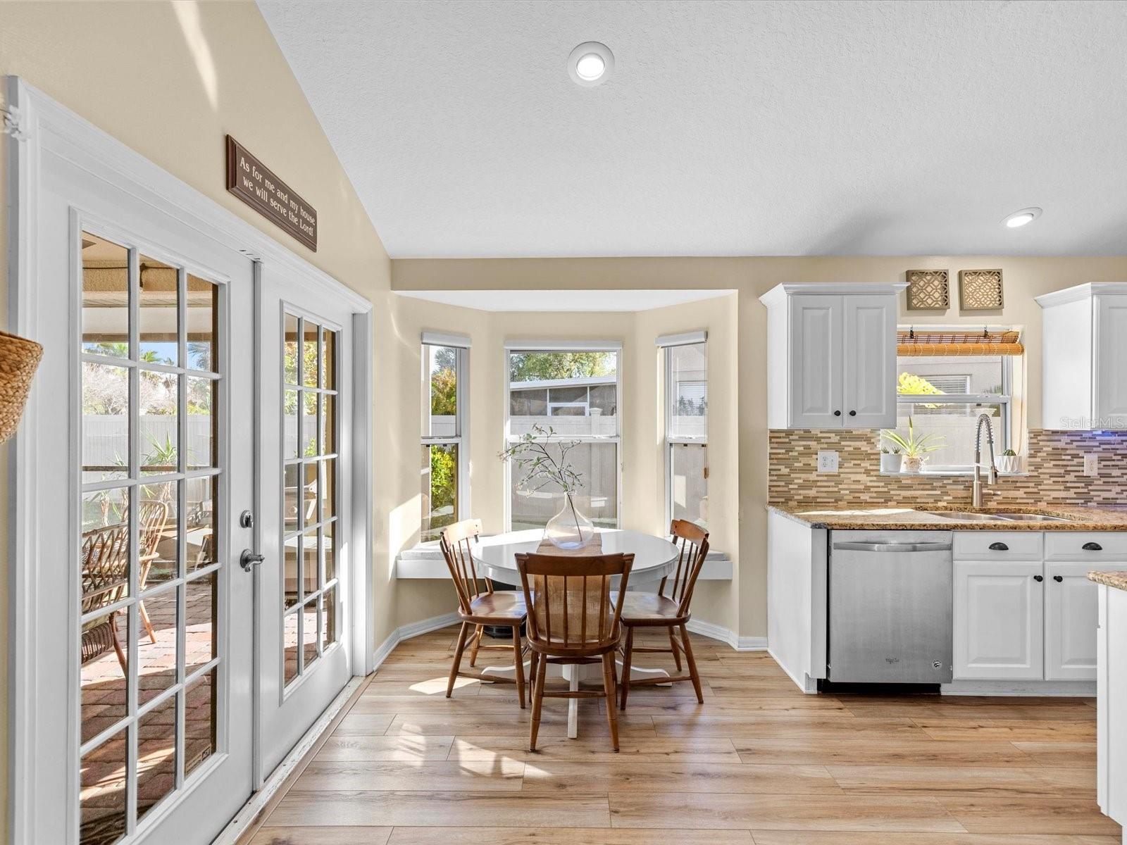 IVY LAKE ESTATES - Residential