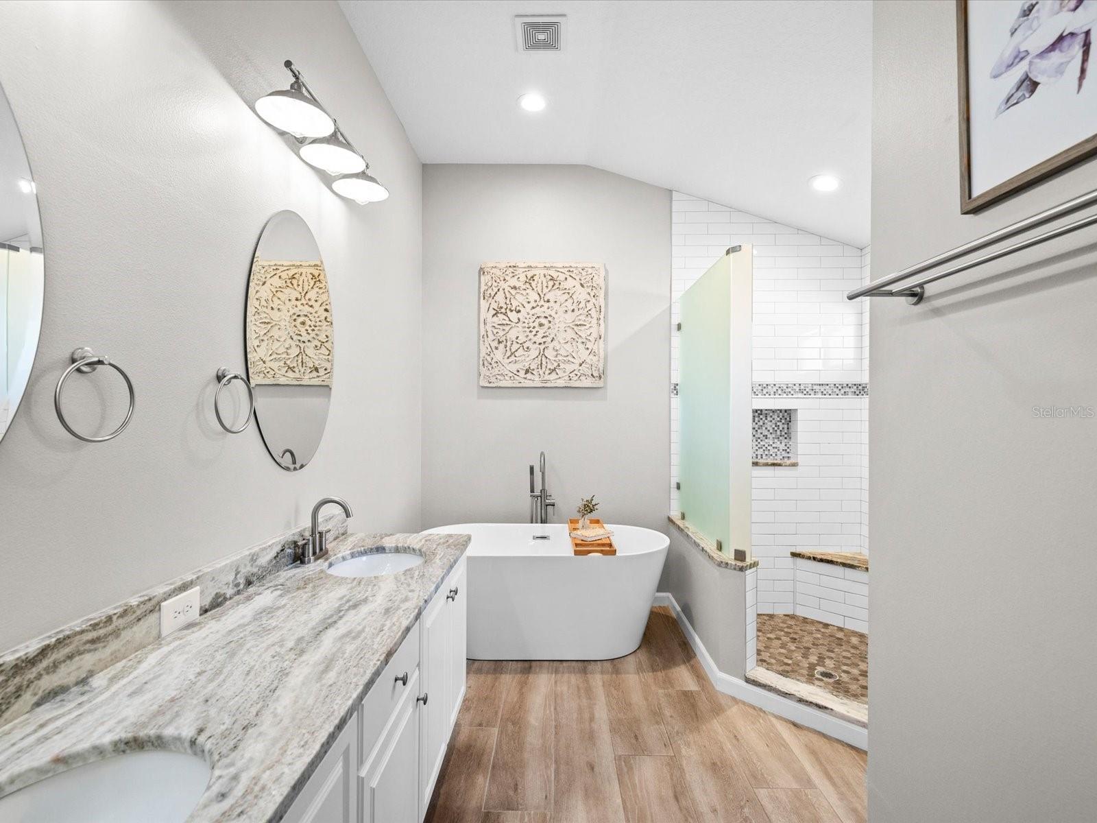 IVY LAKE ESTATES - Residential