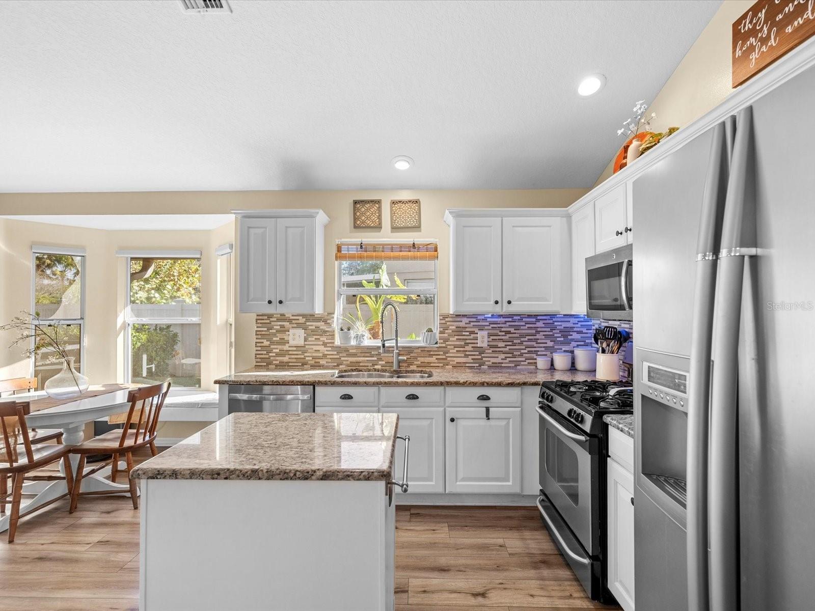 IVY LAKE ESTATES - Residential