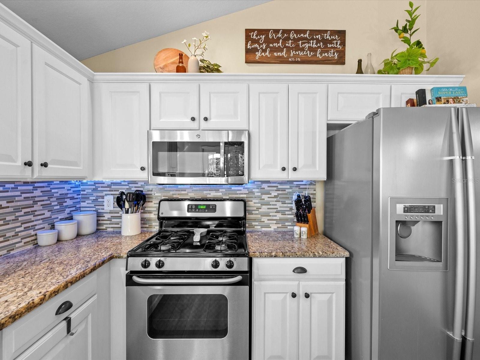 IVY LAKE ESTATES - Residential